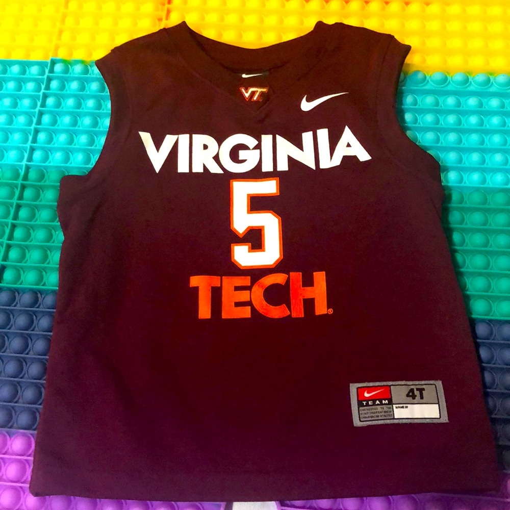 VIRGINIA VT. NIKE